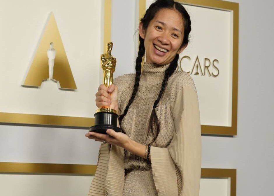 Chloé Zhao fue la gran ganadora de los Oscar 2021