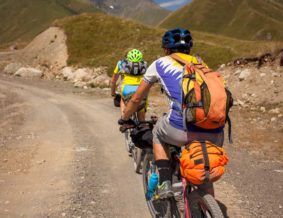 El bikepacking combina el ciclismo de montaña con el camping