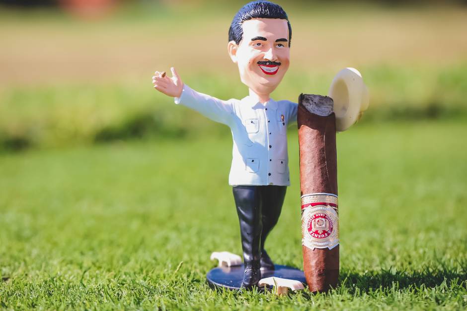 Arturo Fuente Cigar Club celebra sus 25 años entre golf y solidaridad